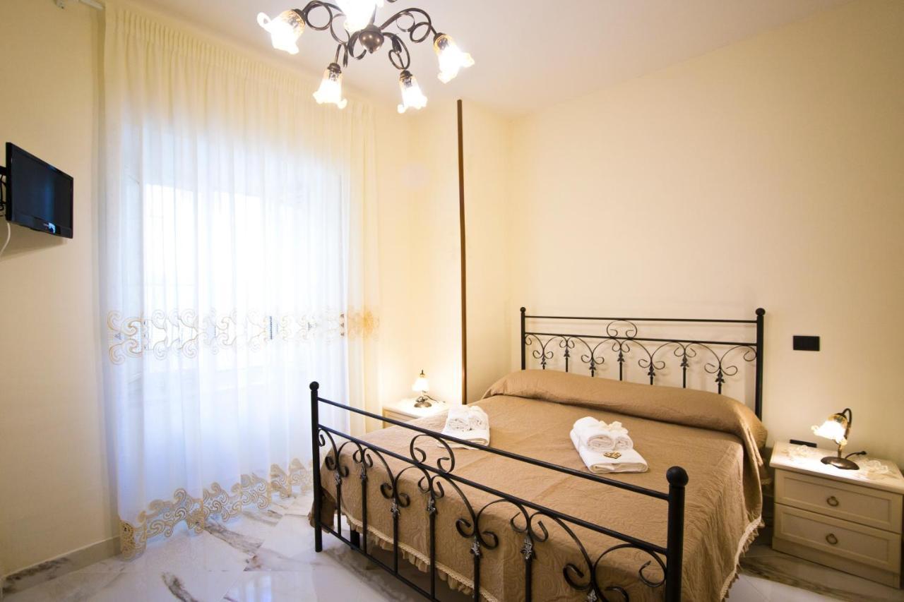 B&B Serena Castellammare di Stabia Exterior foto