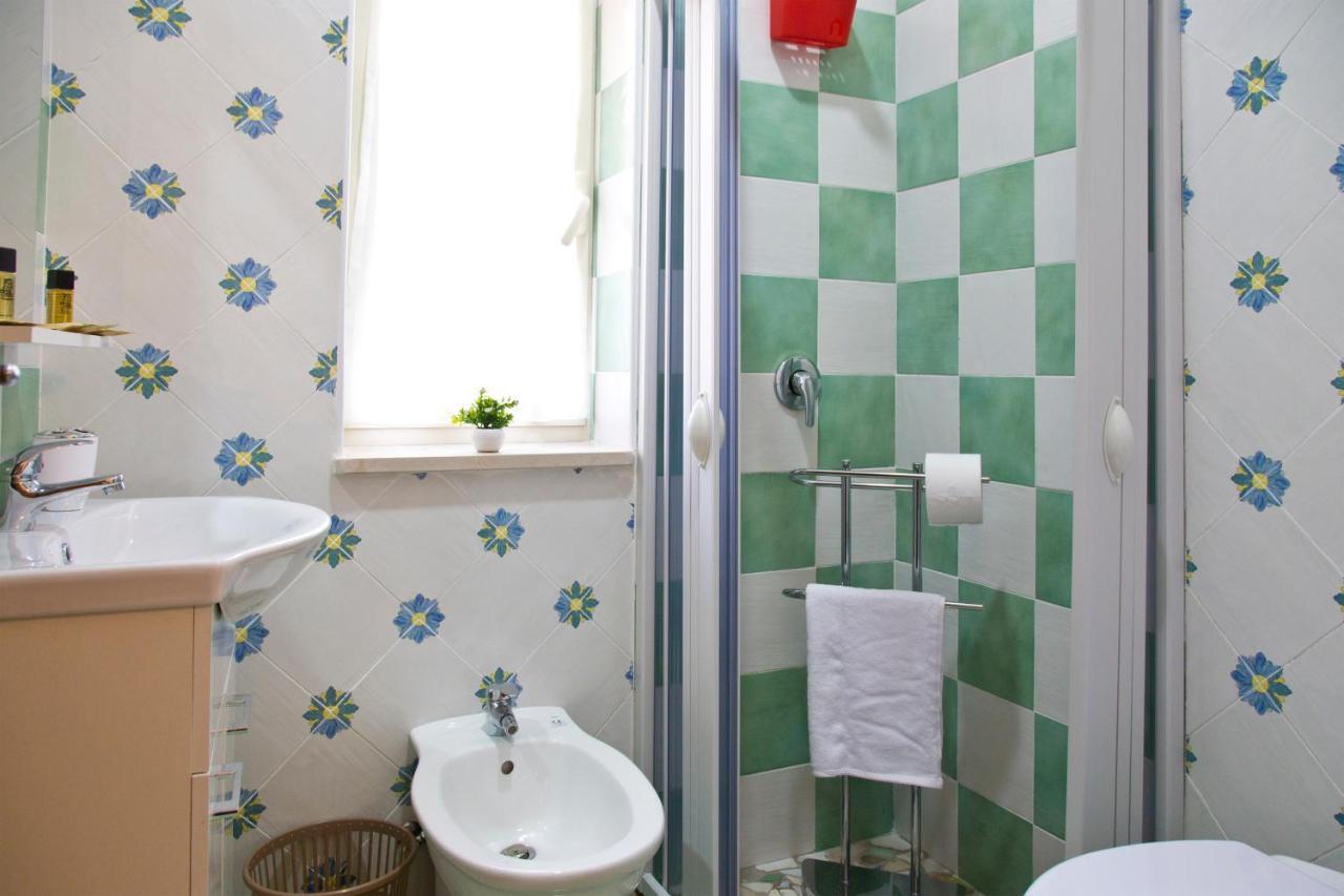 B&B Serena Castellammare di Stabia Exterior foto