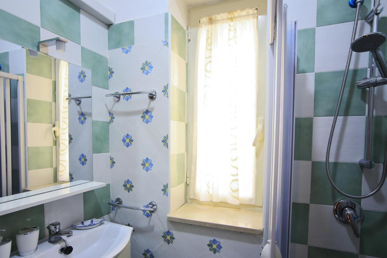B&B Serena Castellammare di Stabia Exterior foto